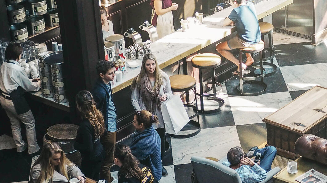 Politiek Café - Met en voor jongeren in Oldenzaal Politiek Café - Met en voor jongeren in Oldenzaal