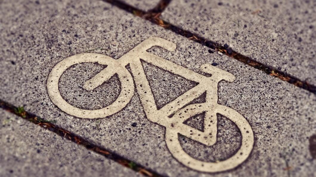 cycle-path-3444914_960_720.jpg